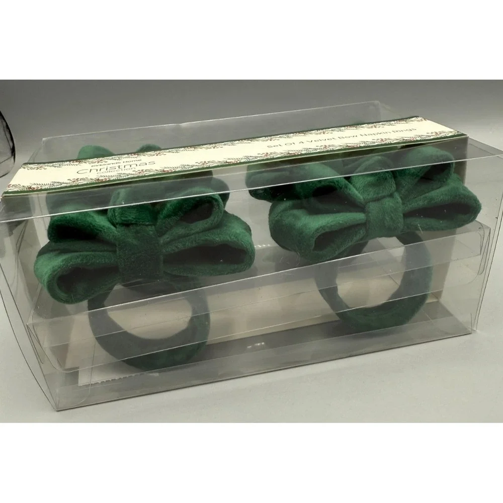 Kirkland's Home Christmas Collection Set of 4 Green Velvet Bow Napkin Rings